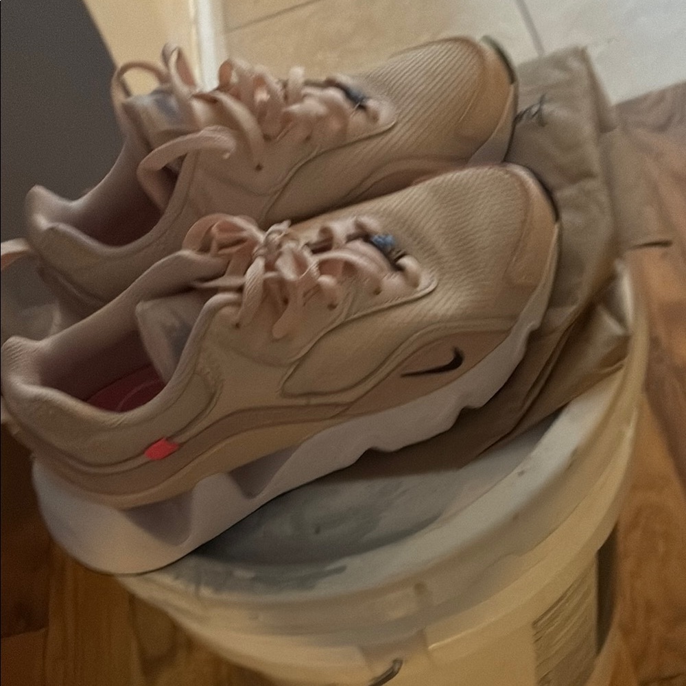 Nike Women's Blush Pink Sneakers